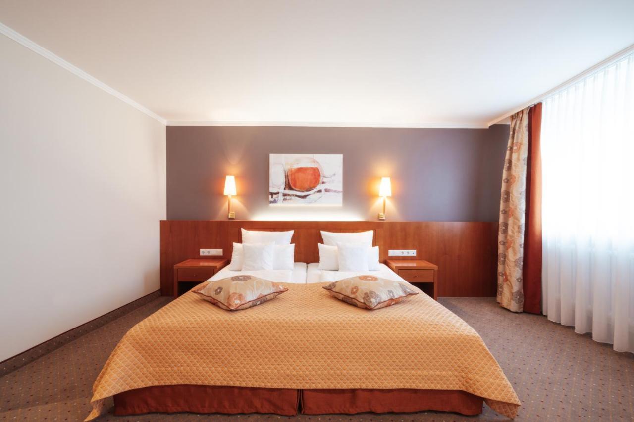 Hotel Lindauer Hof Линдау Экстерьер фото